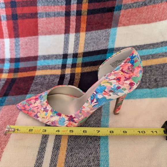 NWOT a.n.a. Floral Heels - Picture 6 of 7